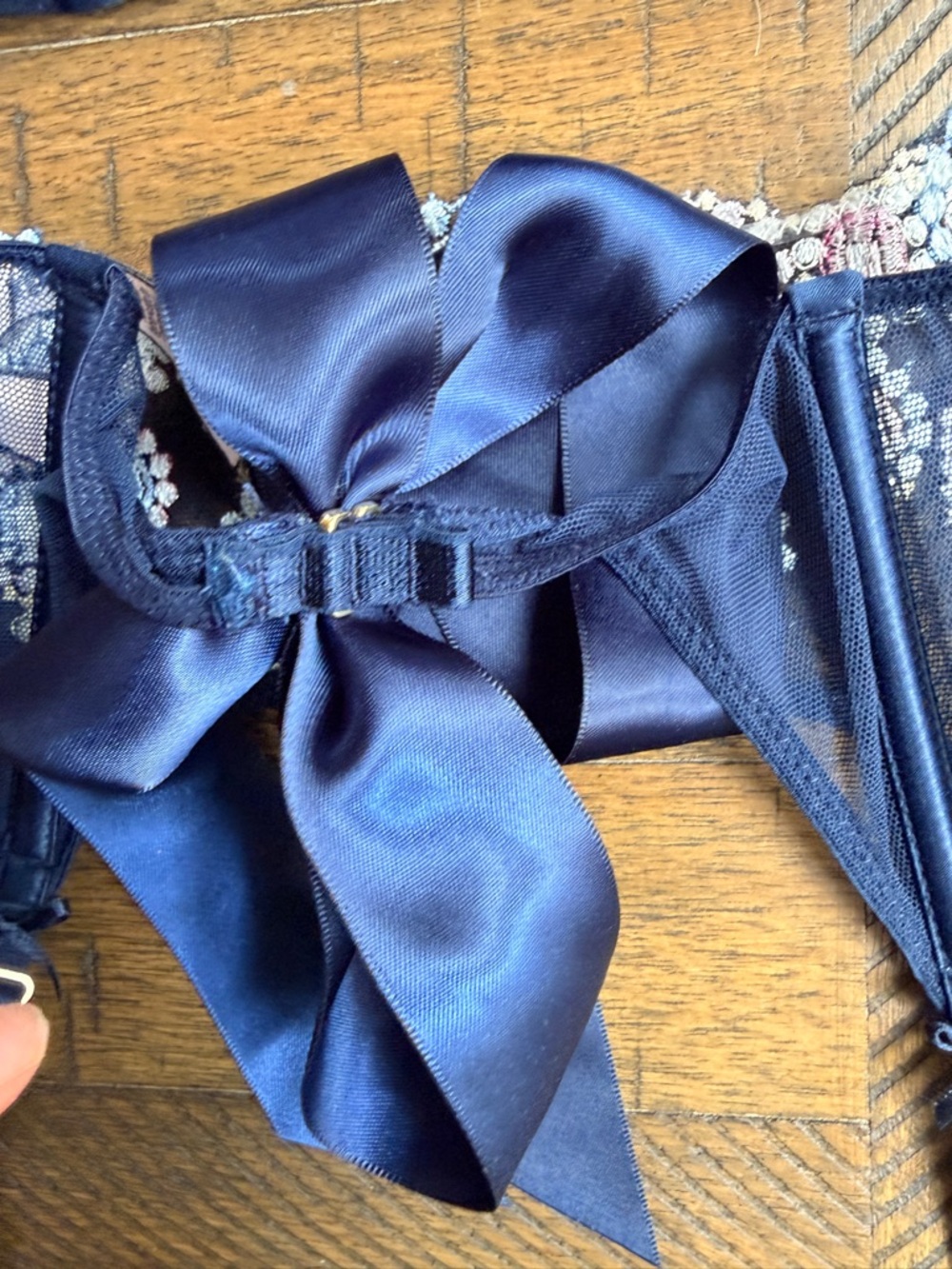 Victoria's Secret Navy Embroidered Lace-Up Bustier & Garter - Picture 9 of 12